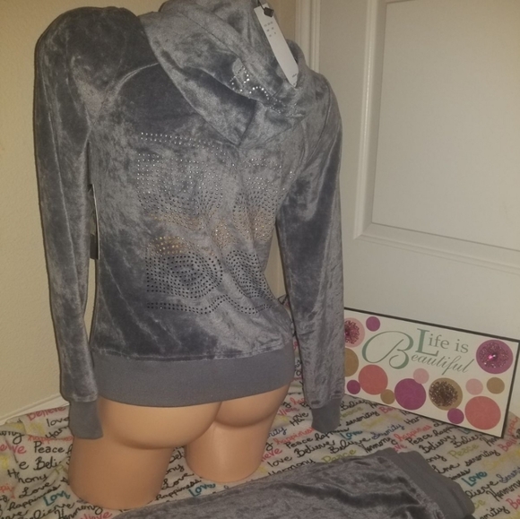 BCBGmaxAzria track suit - Picture 3 of 6